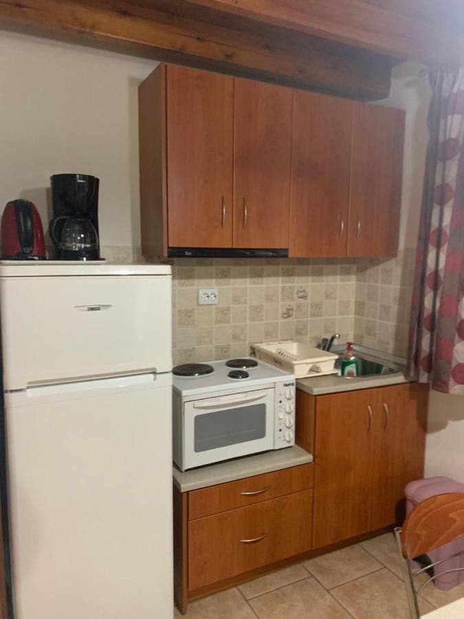 Naiada Apartments Milína Eksteriør bilde